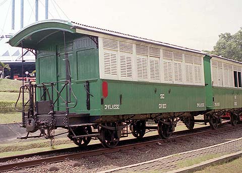 4 wheel coach CR 103