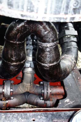 Exhaust branches in position