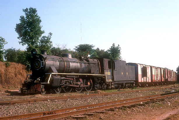 YB 533