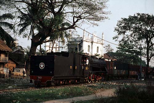 961 and the mosque at Pyinmana