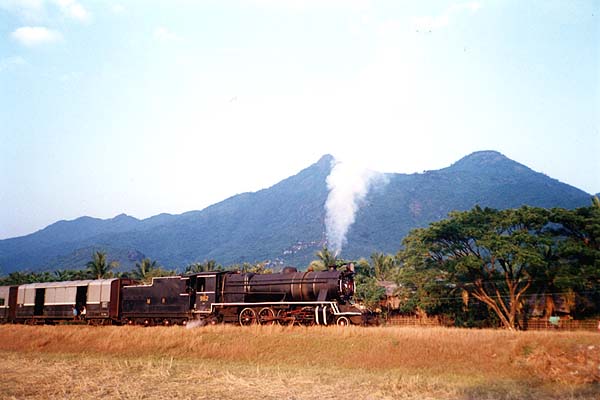 962 on train 85
